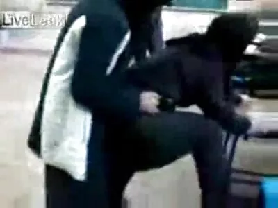 Перший секс на відкритому повітрі pornovideo mama