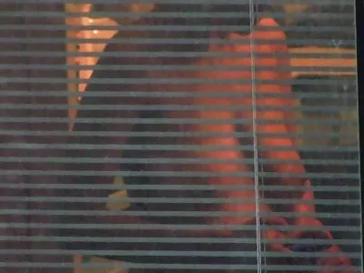 Брюнетка отримує анальний трах mat porno і секс-іграшку