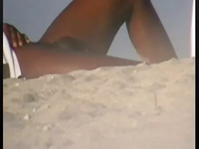 Блондинка отримує великий член і робить мінет мама секс відео