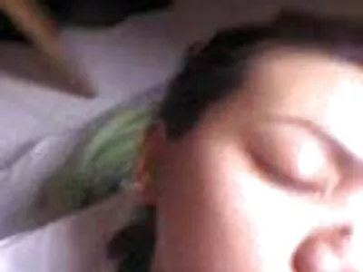 Після того як її sexa mama мініатюрні ніжки лизали, блондинку трахають